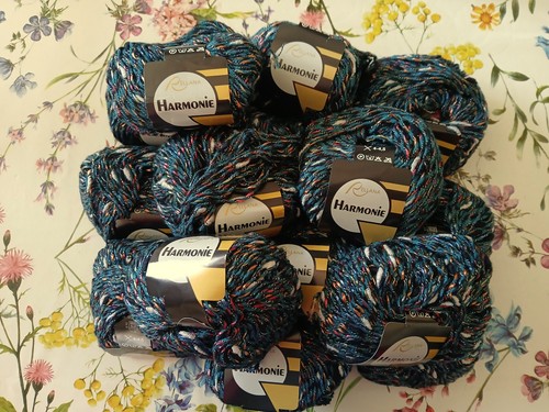 Lot pelotes de laine - pelotes,
