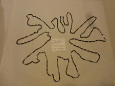  Ancien collier Sautoir avec 165 perles  tube en metal acier   monté à la main  