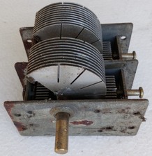 1 ancien condensateur variable double cages (2)