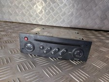 AutoRadio CD - RENAULT MEGANE II (2) PHASE I (1) - Référence : 8200607918-C