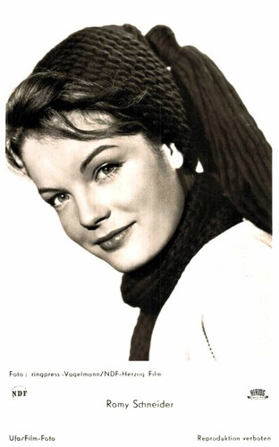 Romy schneider carte postale - *,