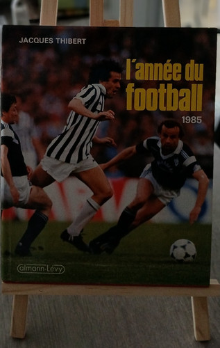 Livre année football - livre, l'année