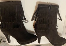 BOTTINES A TALONS ANDRE TAILLE 38 MARRON FONCE DOUBLE RANG FRANGES SUPERBES
