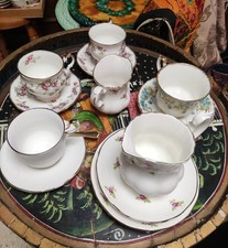 Porcelaine Anglaise Royal Albert Tasses Et Crémiers