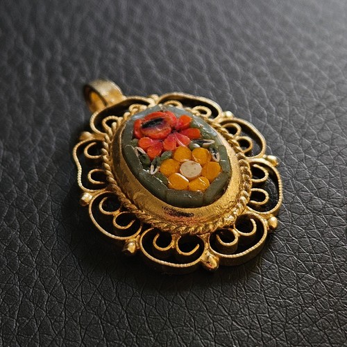 Pendentif micro mosaïque aux