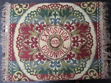 Ancien Tapis carré de soie