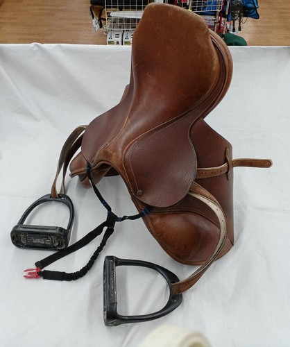 Jeu étriers selle de - jeu,