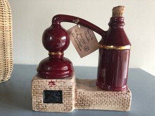 Bouteille céramique en forme d'alambic  Vintage  alcools  Whisky Cognac etc
