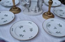 Ensemble de 7 assiettes décor barbeaux. Paris, XVIIIe manuf. Duc d'Angoulême