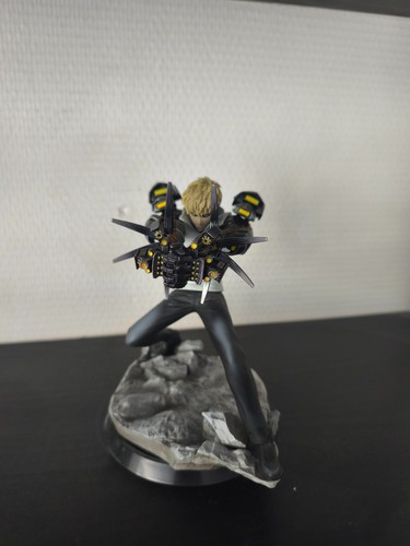 One punch man genos - punch, xtra