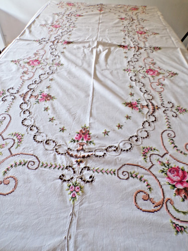 Linge ancien jolie - jolie, nappe