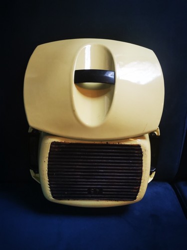 Cocotte fonte ovale jaune - fonte,