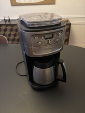 Cafetière cuisinart DGB 850 avec broyeur à grain