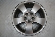 Jante Audi A3 5 trous 16 pouces 2