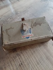 ancienne petite boite a outils peugeot
