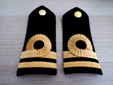 INSIGNE MILITAIRE EPAULETTES LIEUTENANT DE LA ROYALE NAVY R.U ETAT NEUF*
