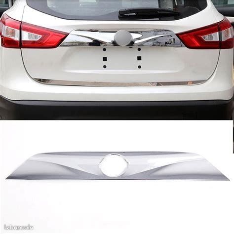 Chrome rear door trim trunk - rear,