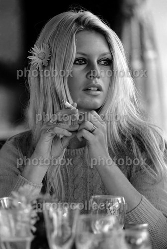 Brigitte bardot exclusive - *,