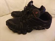 Nike shox 44 (kiffeurs ou autre)