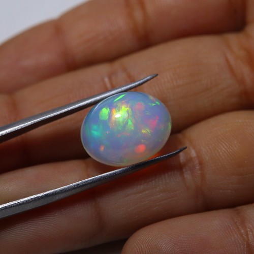 Cabochon ovale opale