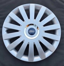 4 enjoliveurs Neuf por  Ford