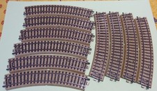 HO  10 RAILS COURBES 3 RAILS  VOIE M  Réf: 5100 DE MARQUE MARKLIN