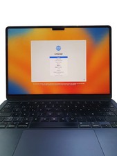 Apple MacBook Air (2022) 13,6