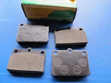Plaquettes de freins avant MGA pour: Mazda: 818, Colt, Galant, Lancer, Corolla