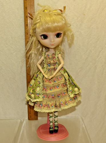 Articulated pullip tiphona - articulated,