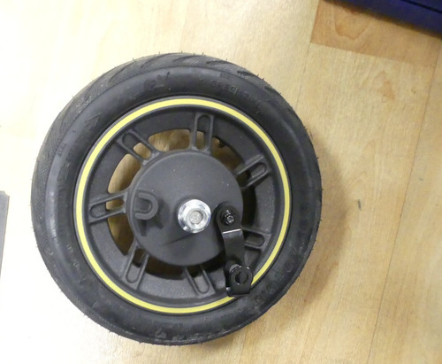 Roue avant pour trottinette - avant,