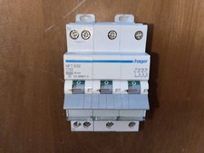 HAGER NFT832 DISJONCTEUR