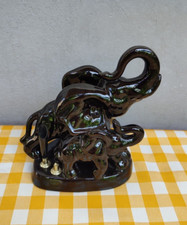 Eléphants en faïence porte