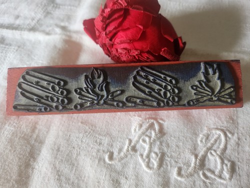 Tampon ancien frise - , idéale