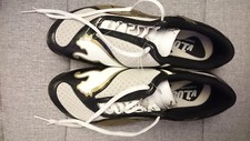 Baskets Puma V1.08 Sala White Black Team Gold Taille 44 *****ETAT NEUF*****