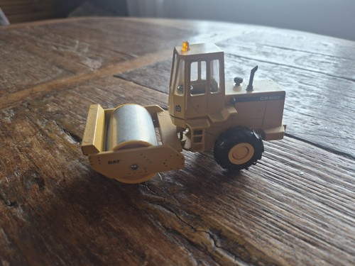 Compacteur caterpillar cat - compacteur,