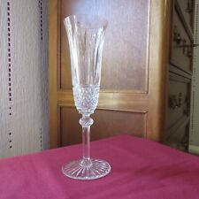 1 flute a champagne en cristal de saint louis modèle tommy  signé H 20,5 cm