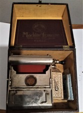 Ancienne Machine a Rouler les Cigarettes LEMAIRE