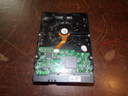 Disque dur hitachi deskstar - hitachi,