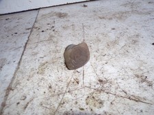 petit bouchon de réservoir lion 103 peugeot mobylette 14325