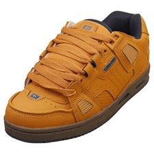 Globe Sabre Homme Caramel Baskets Patin