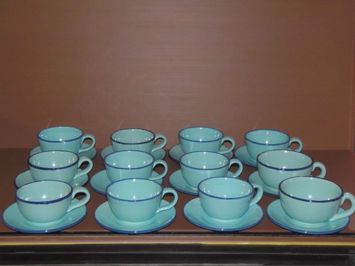 Tasses sous - tasses,