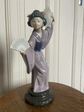 Figurine Porcelaine LLADRO Geisha Mme Butterfly
