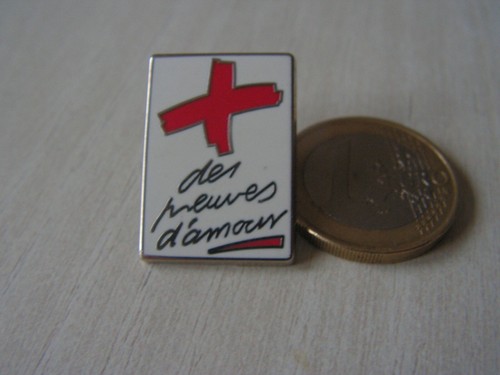 Insigne pins croix - pins,