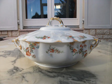 SOUPIERE LEGUMIER PORCELAINE DE LIMOGES FRANK HAVILAND - DECOR FLORAL REHAUTS OR