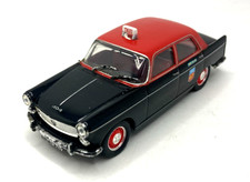 43985 IXO / ALTAYA / PEUGEOT 404 TAXI G7 PARIS 1/43