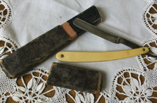 ancien rasoir coupe choux aluminia / germany  manche bakélite