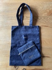 CHANEL Sac en Tissu Doux Bleu Nuit Fil Doré, Doublure Bleue  NEUF + trousse