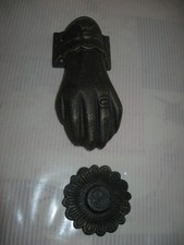 ancien heurtoir en forme de main