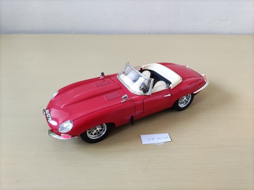 Burago jaguar type - e, 1961