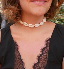Collier coquillages cauris - collier,